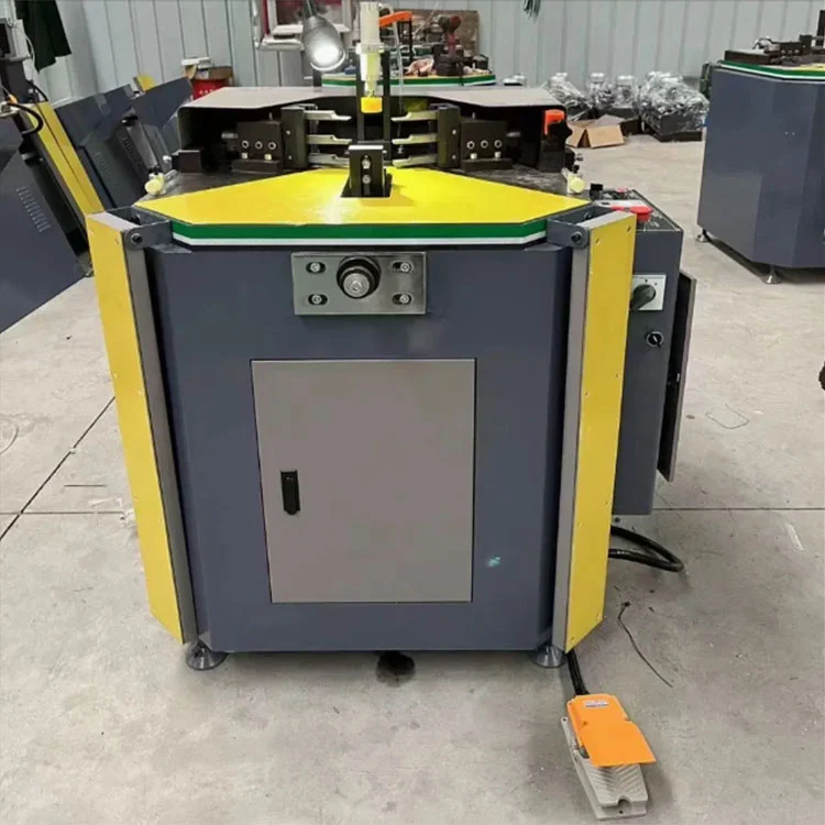 Máquina combinadora de esquinas de perfil de aluminio de 140 mm