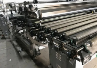 Lavadora y secadora de vidrio con aislamiento horizontal completamente automática de 1600 mm
