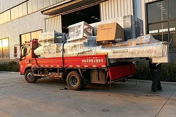 ¿Para qué se pueden utilizar los equipos de procesamiento de aluminio industrial para muros cortina?