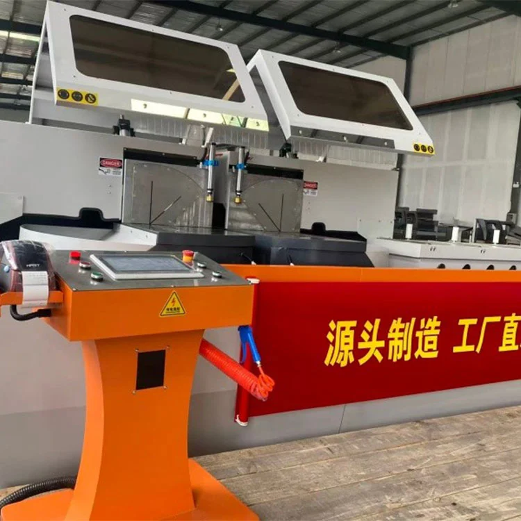 Sierra ingletadora compuesta CNC de 5 ejes