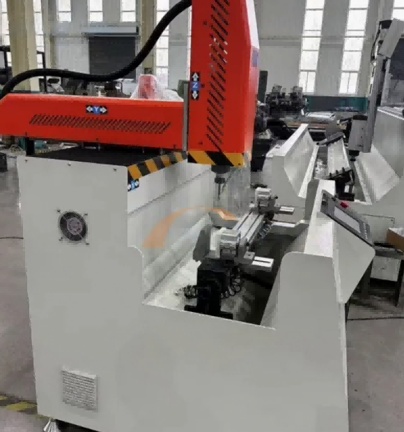 Centro de mecanizado CNC de precisión de alta rigidez de 800 mm para perfiles de aluminio industriales de sección grande