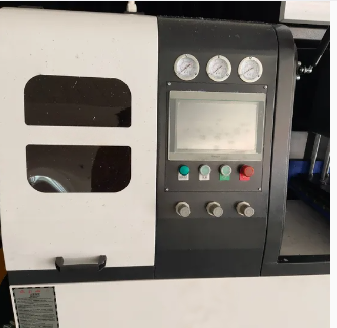 Sierra circular CNC de precisión para perfiles de aluminio industriales